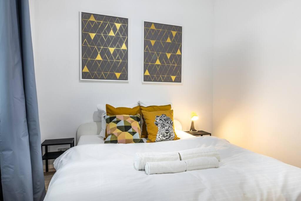 Cute 1Bedroom Center Apartment براغ المظهر الخارجي الصورة