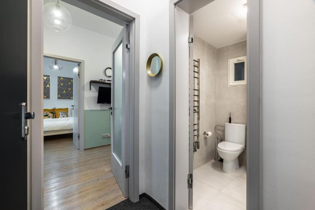 Cute 1Bedroom Center Apartment براغ المظهر الخارجي الصورة