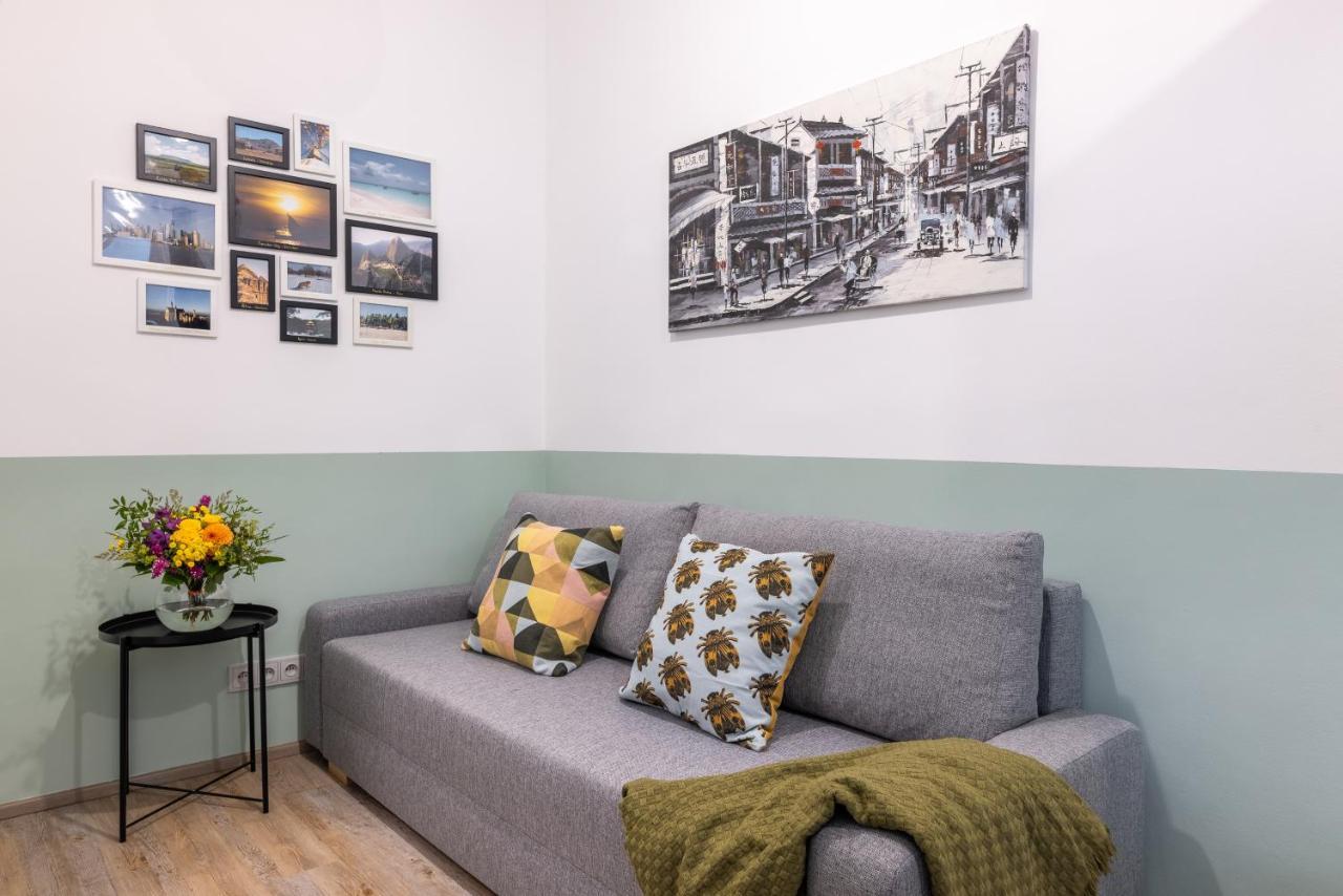 Cute 1Bedroom Center Apartment براغ المظهر الخارجي الصورة