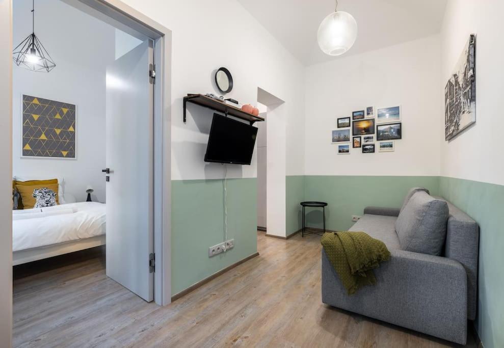 Cute 1Bedroom Center Apartment براغ المظهر الخارجي الصورة